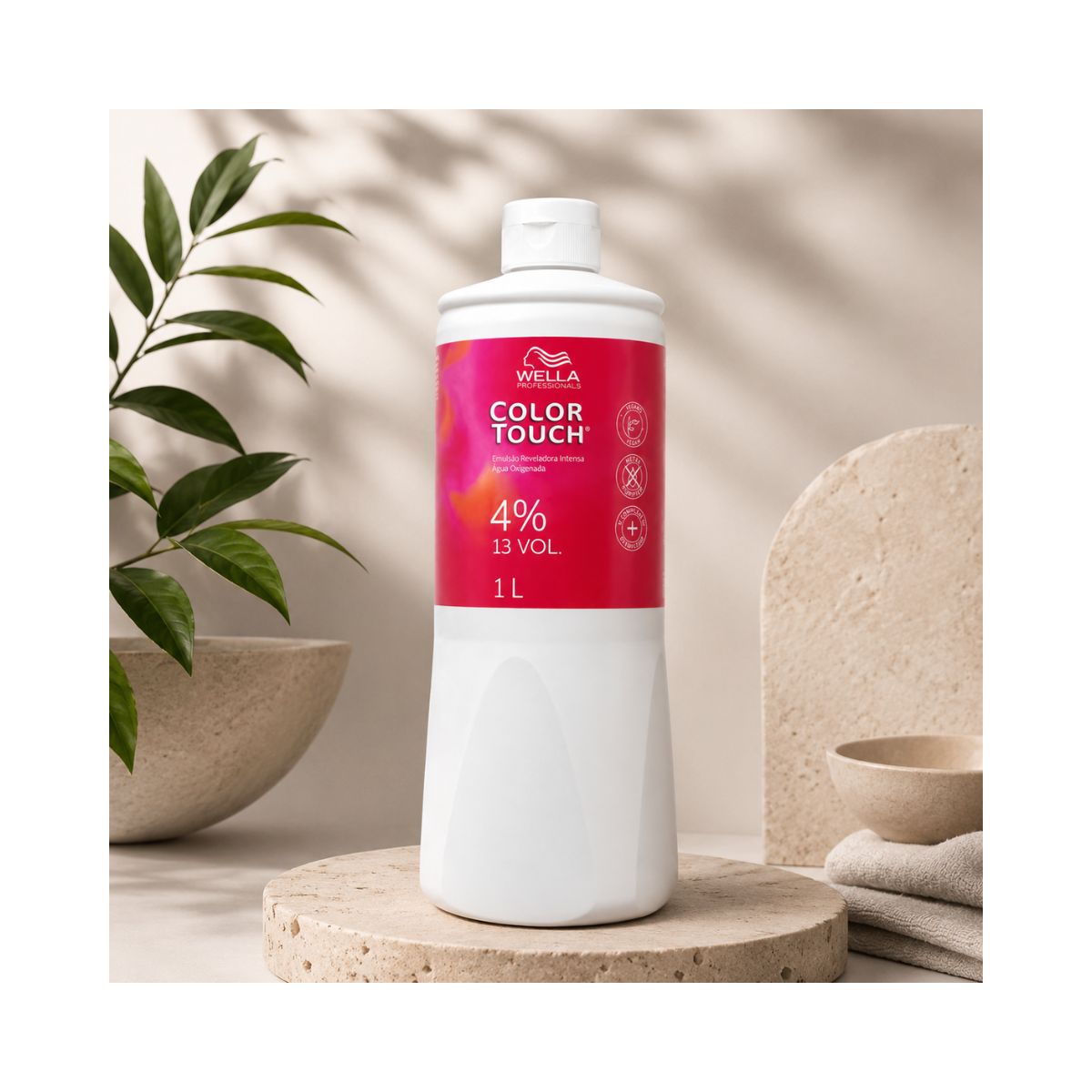 EMULSÃO REVELADORA COLOR TOUCH 4% 13 VOLUMES WELLA PROFISSIONALS 1000ML