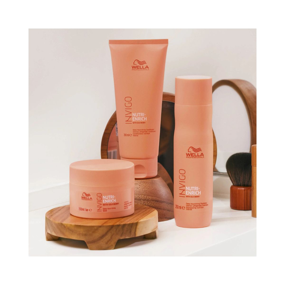 KIT WELLA PROFISSIONALS INVIGO NUTRI ENRICH SHAMPOO 250ML + CONDICIONADOR 200ML