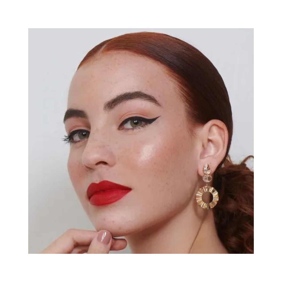 CANETA DELINEADORA OLHOS COR PRETA BAUNY 1ML