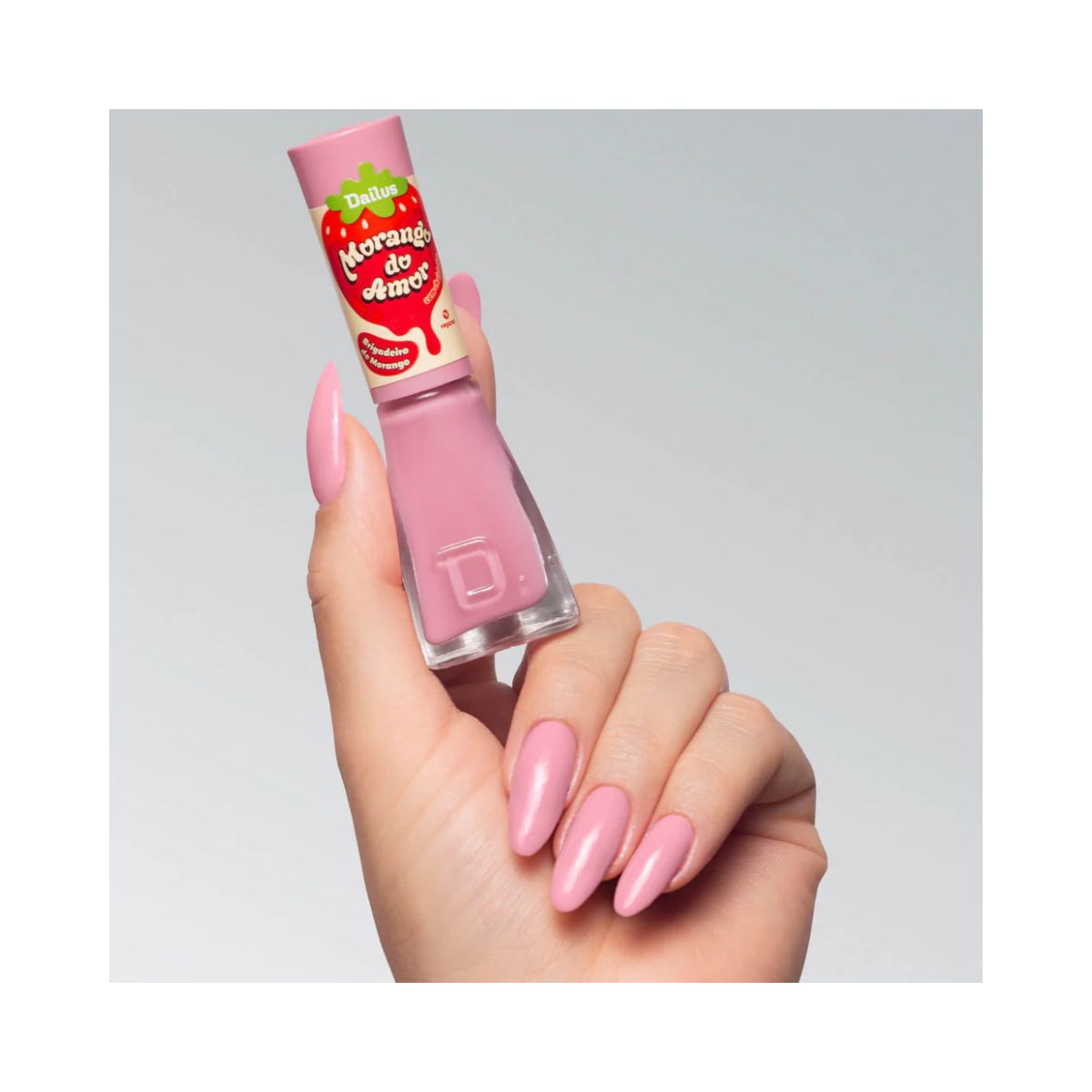 ESMALTE MORANGO DO AMOR BRIGADEIRO DE MORANGO DAILUS