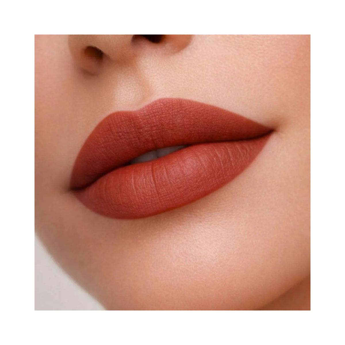BATOM LIQ RUBY ROSE BLOW BL10 HB-L6205-1