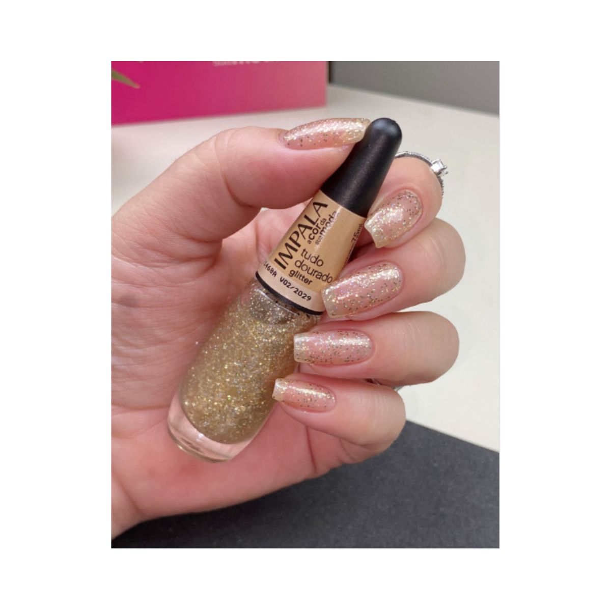 ESMALTE A COR DA MODA GLITTER TUDO DOURADO IMPALA 7,5ML