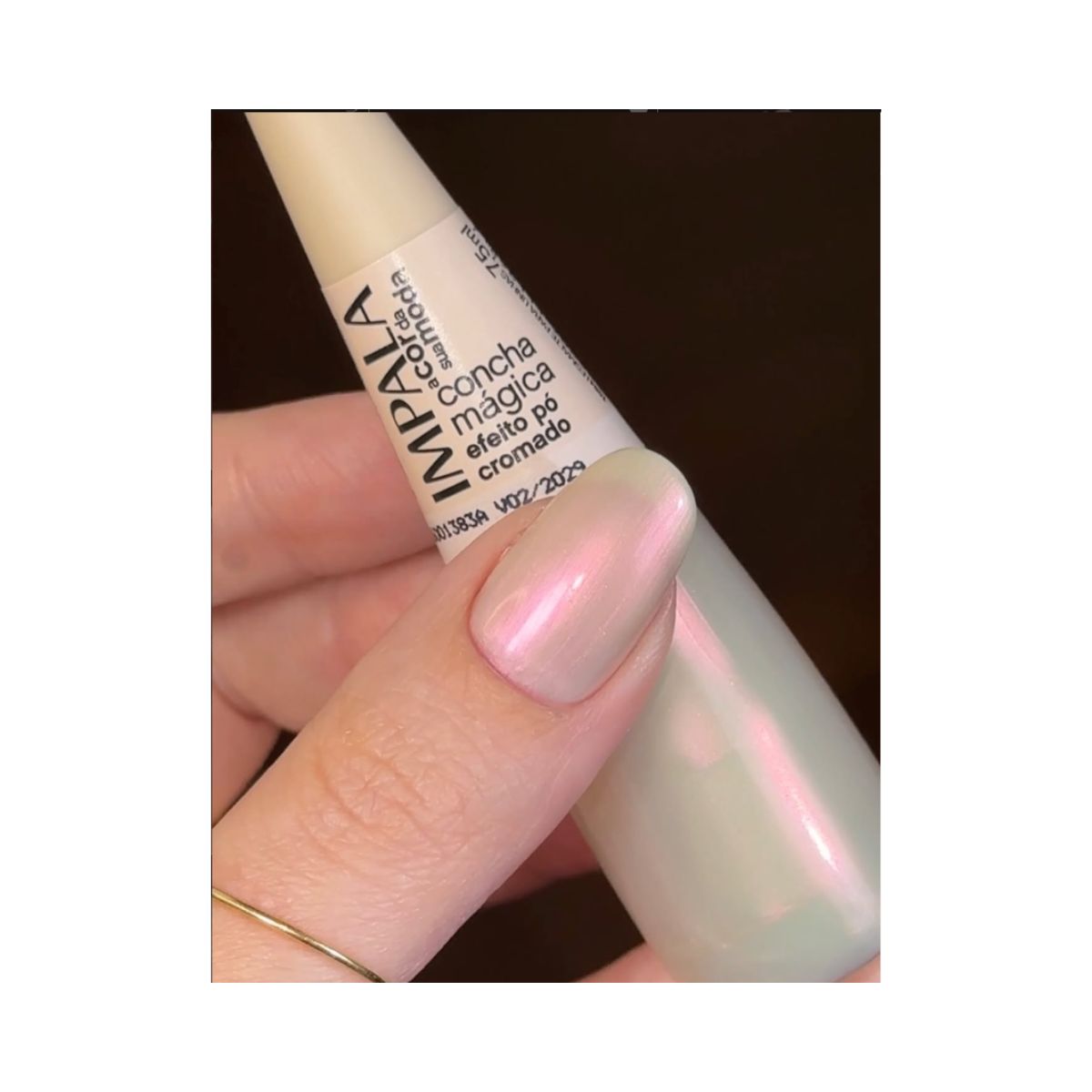 ESMALTE A COR DA MODA EFEITO PO CROMADO CONCHA MAGICA IMPALA 7,5ML