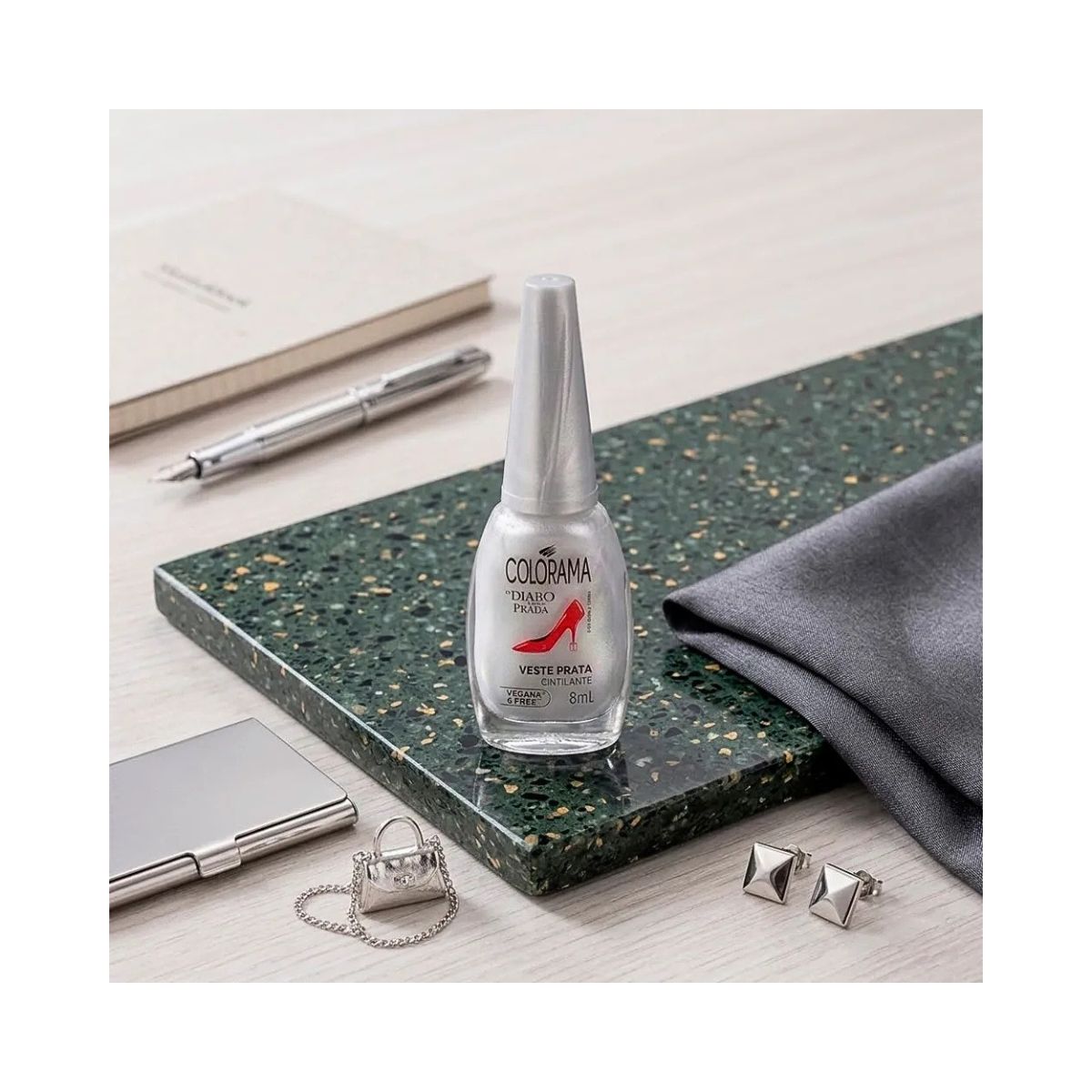ESMALTE O DIABO VESTE PRADA VESTE PRATA COLORAMA 8ML