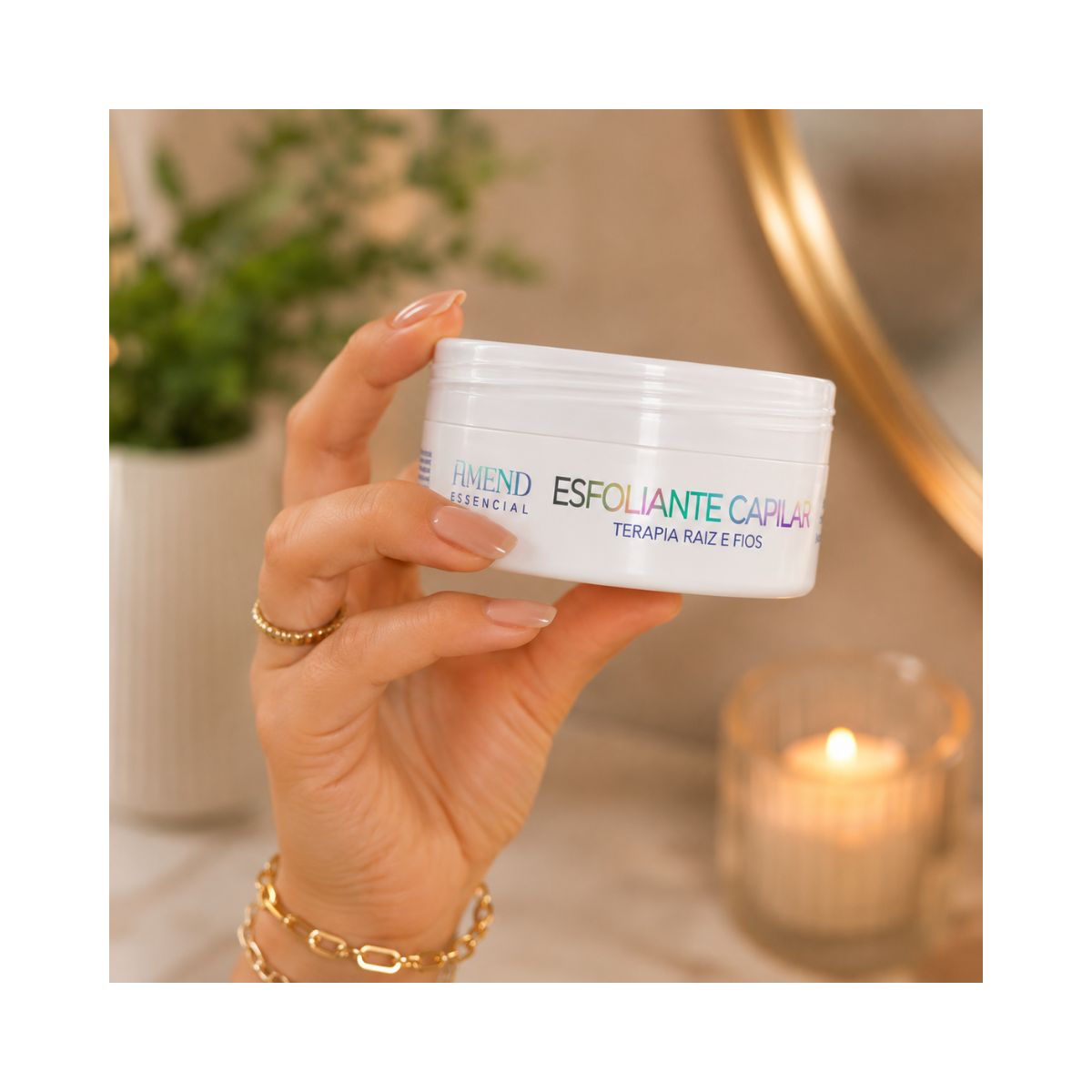 ESFOLIANTE CAPILAR PARA COURO CABELUDO ESSENCIAL TERAPIA RAIZ E FIOS 100GR