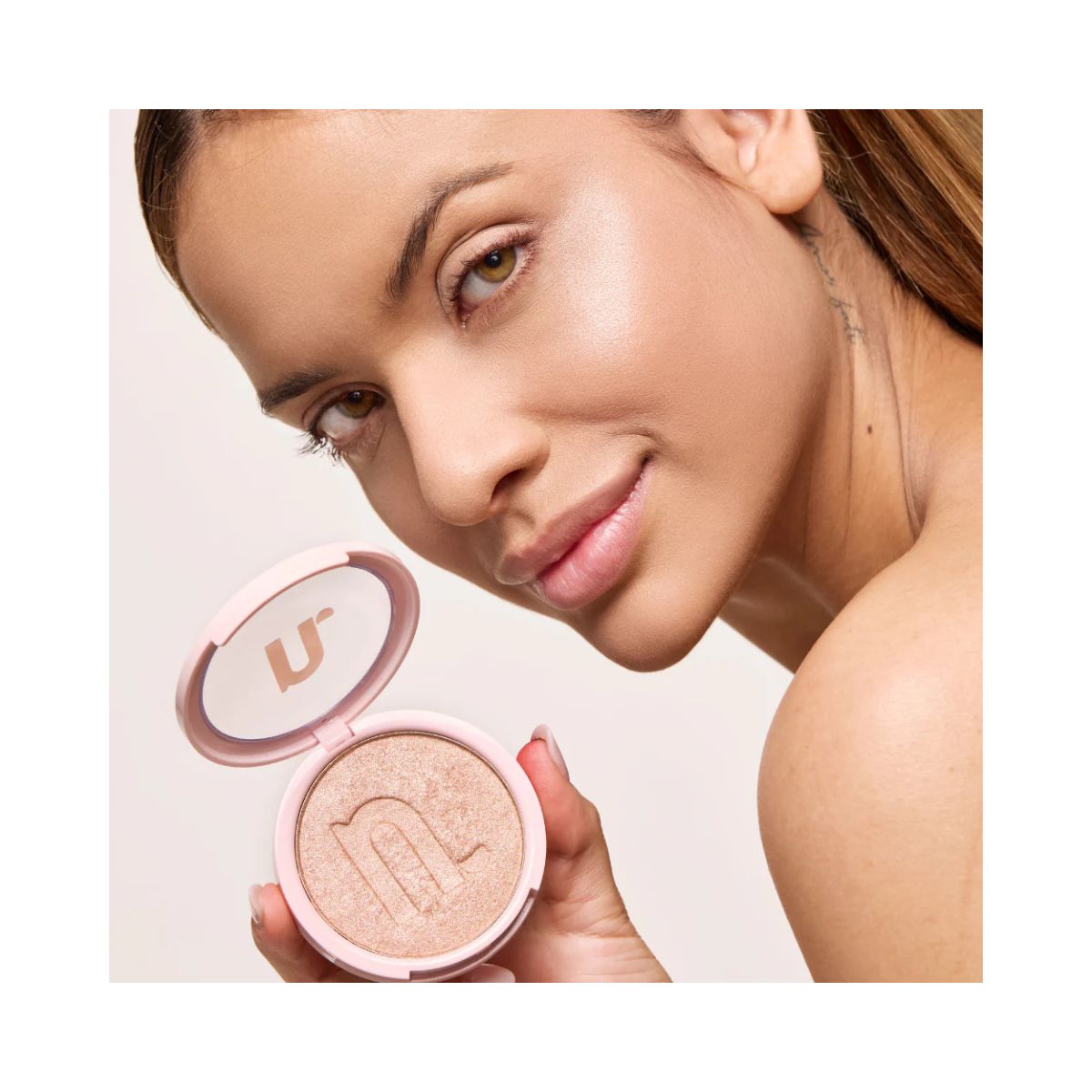 ILUMINADOR COMPACTADO INSTANT GLOW CHAMPAGNE NINA MAKEUP