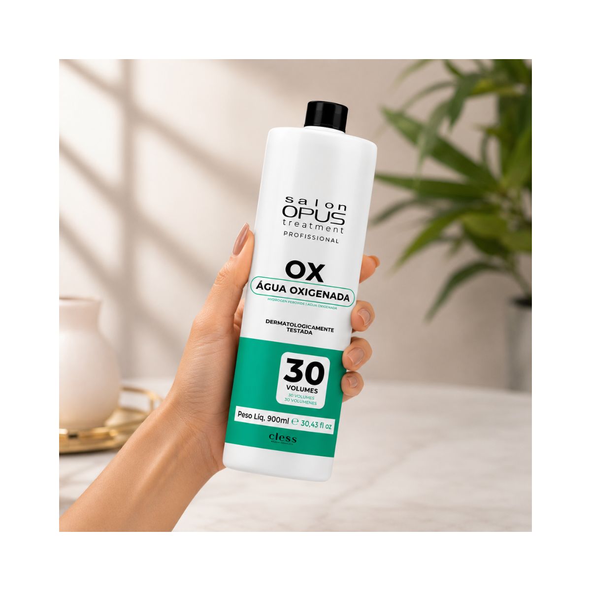 ÁGUA OXIGENADA 30 VOLUMES SALON OPUS 900ML