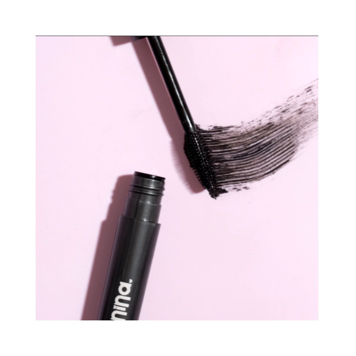KIT NINA MAKEUP MÁSCARA DE CÍLIOS PANTENOL LASHES VOLUME + ESPONJA MAQUIAGEM