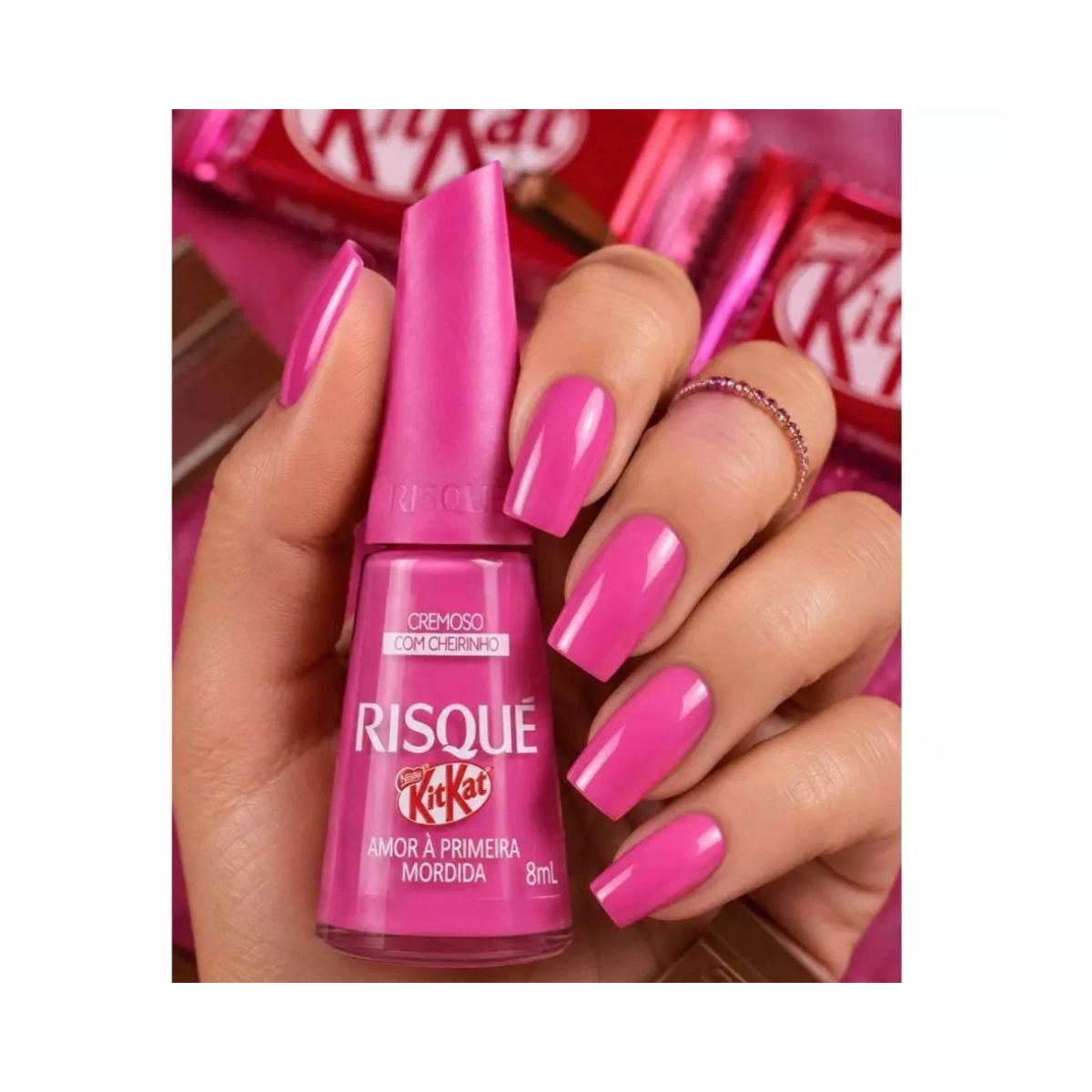 ESMALTE CREMOSO KIT KAT AMOR À PRIMEIRA MORDIDA RISQUE 8ML