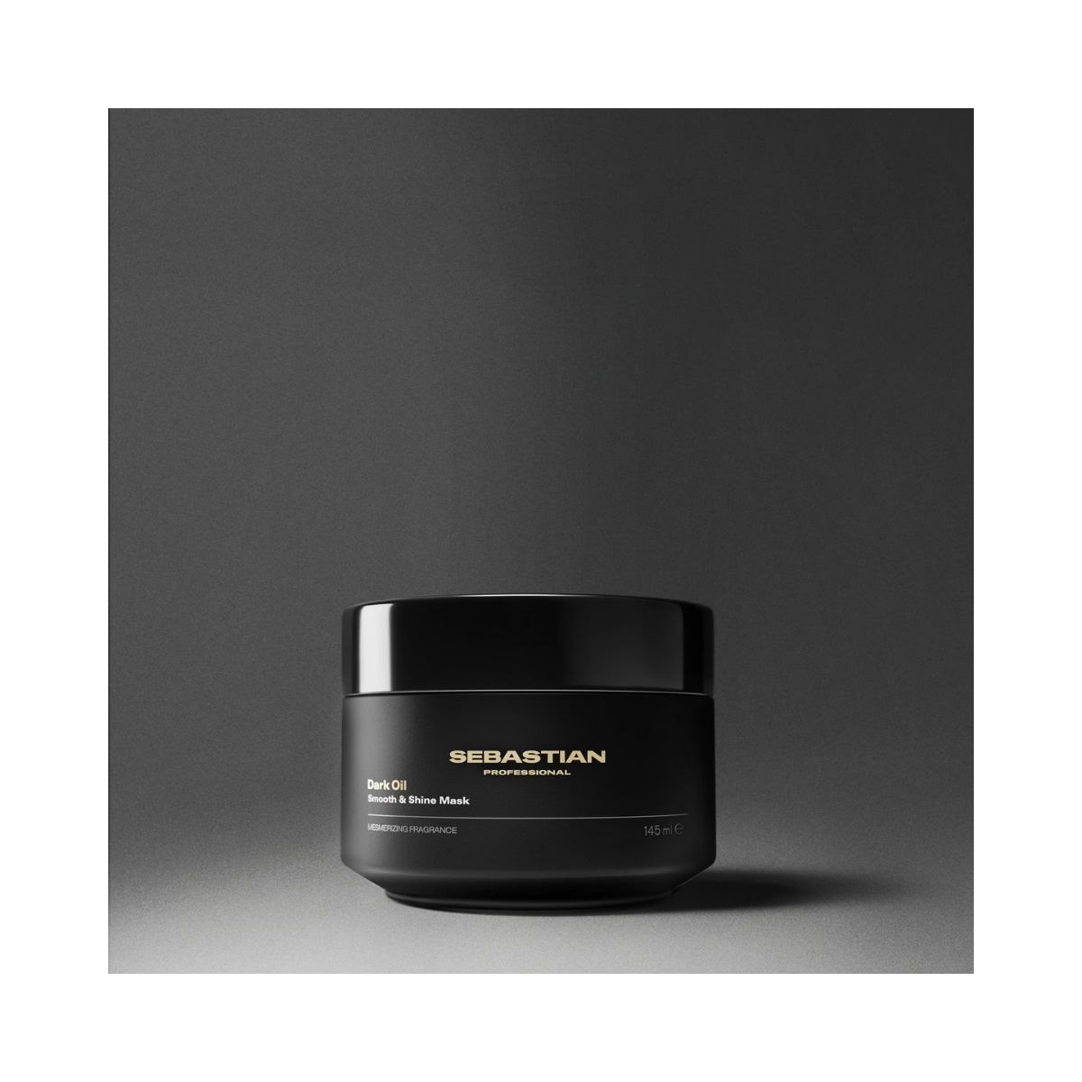 MÁSCARA WELLA SEBASTIAN DARK OIL 145ML
